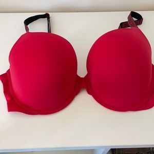 Victoria’s Secret T-shirt Push Up Bra